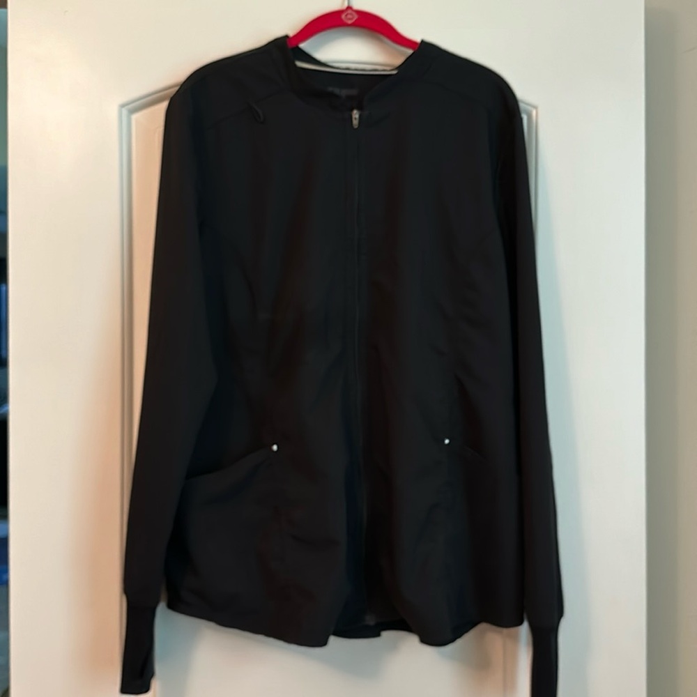 scrub jacket w/ thumb holes ~ size L ~ black
